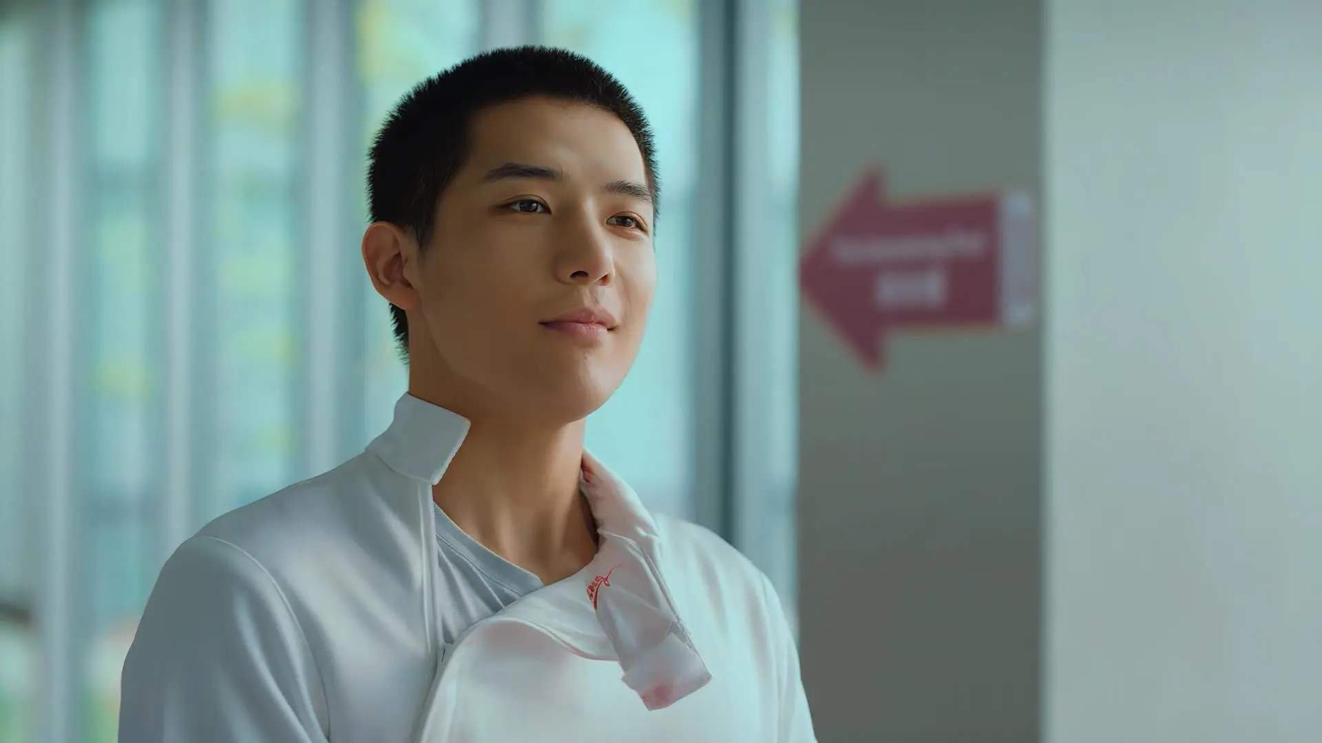 高水平自由泳转身入水时间分析,自由泳平式转身