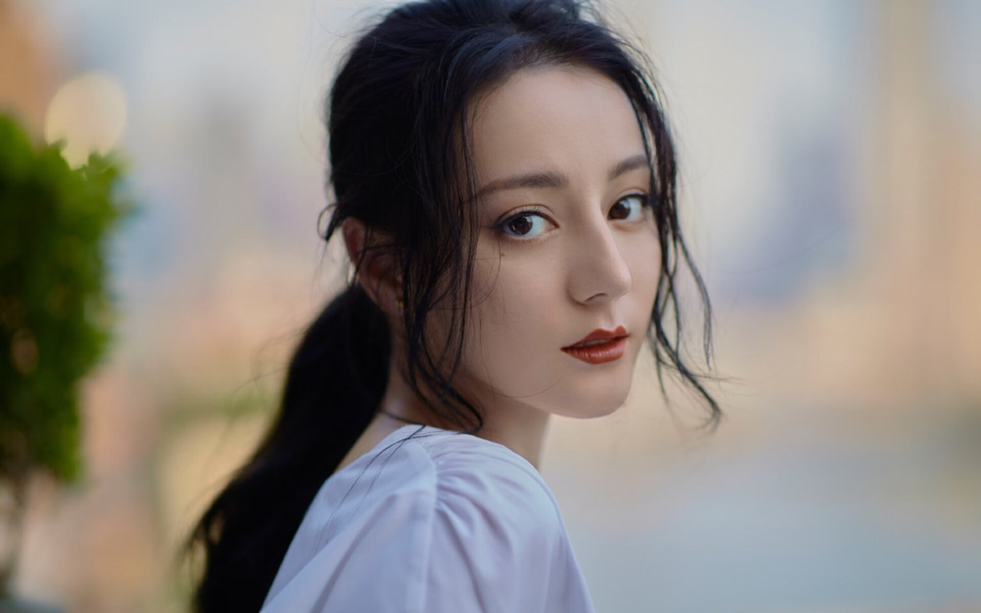 华体会app下载-斯密斯：全黑队半场与后场进攻的心脏，推动攻势一步步实现，jr斯密